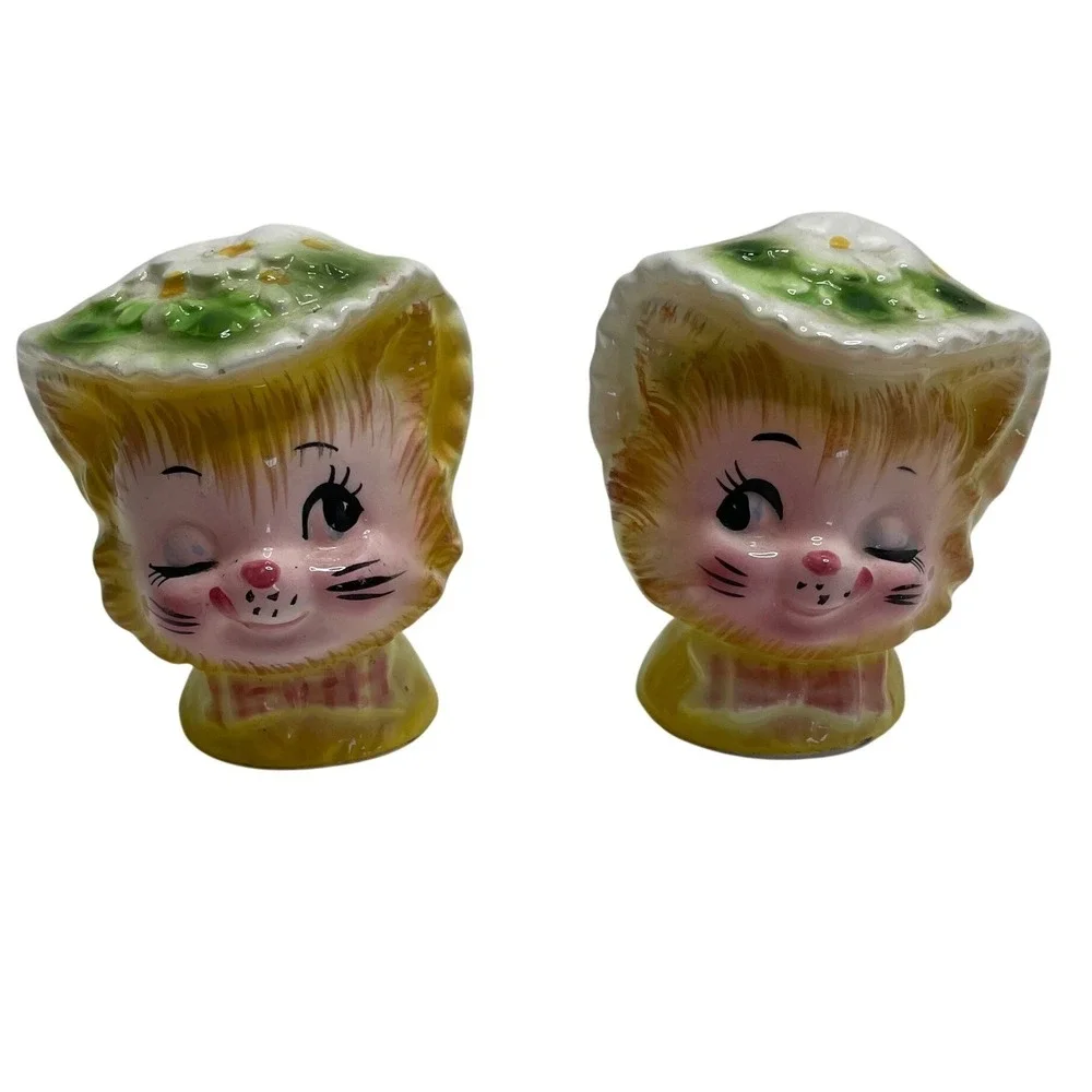 Vintage Enesco Miss Priss Winking Cat Salt Pepper Shakers Yellow Kitschy 1950s